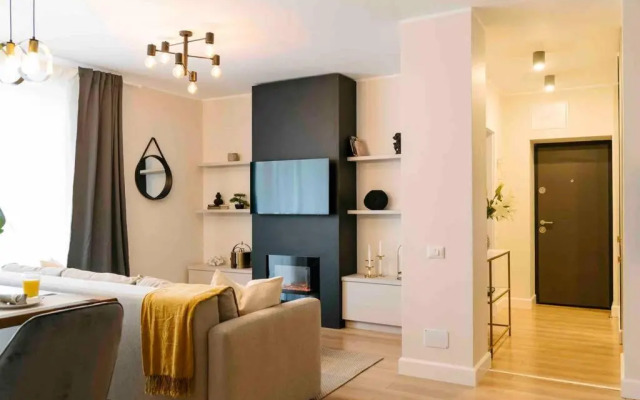 Sunny 2BR Flat-Top Location-Amazing Views