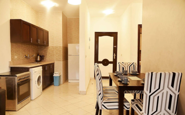 Carlton Deluxe Residences & Apartments