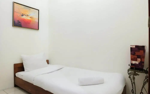 Homey & Vintage 2BR @ Sudirman Park Apartment – Guest Rooms – Jakarta