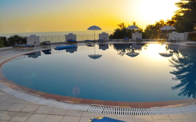 Holiday Apartments With Pool Maria on Agios Gordios Beach