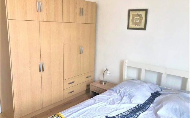 Two Bedroom Gambetta