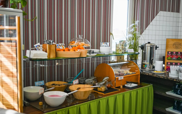 Life Hotel