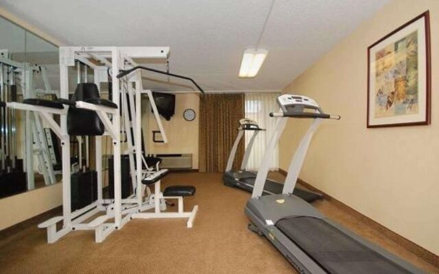 Danville Quality Inn & Suites