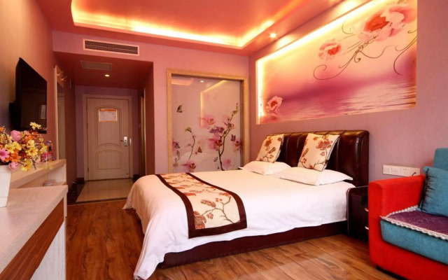 Renqiu Yueheng Business Express Hotel