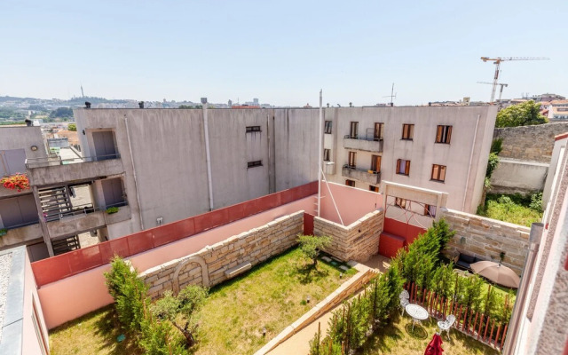 D&S - Lazaros Apartments