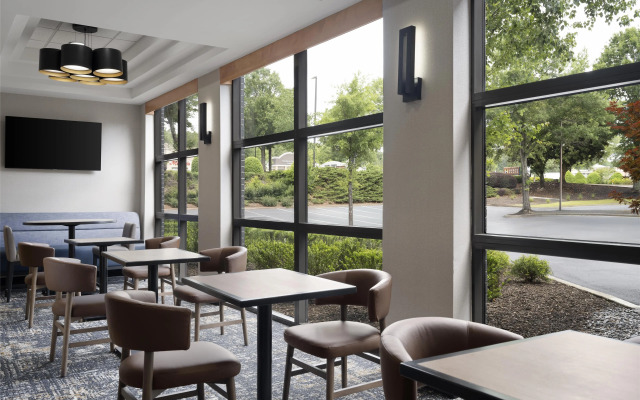 Hyatt Place Atlanta/Alpharetta/North Point Mall
