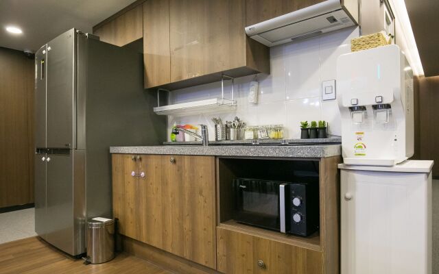 Philstay Myeongdong Station