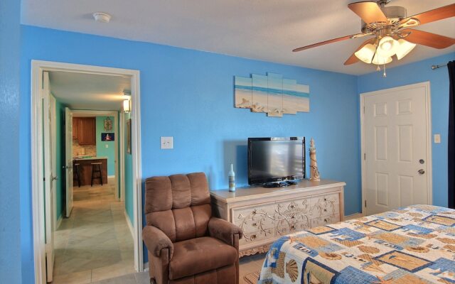 Pawsitively Perfect - 2 Br condo