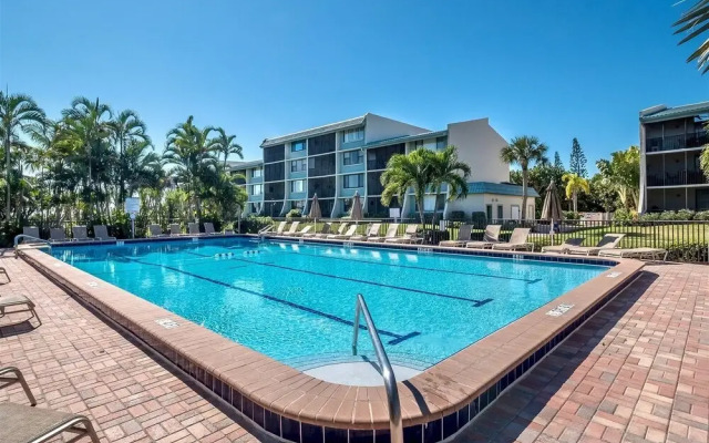 Loggerhead Cay by Dream Vacation Rentals