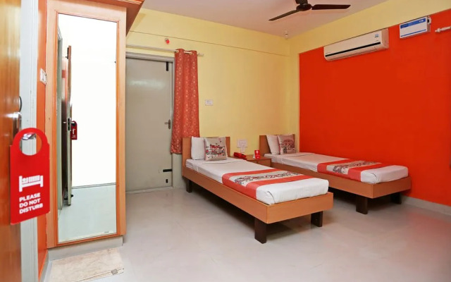 OYO 9137 Jasmine Suites