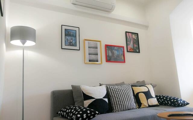 Comfort and Quiet - Renovated Flat