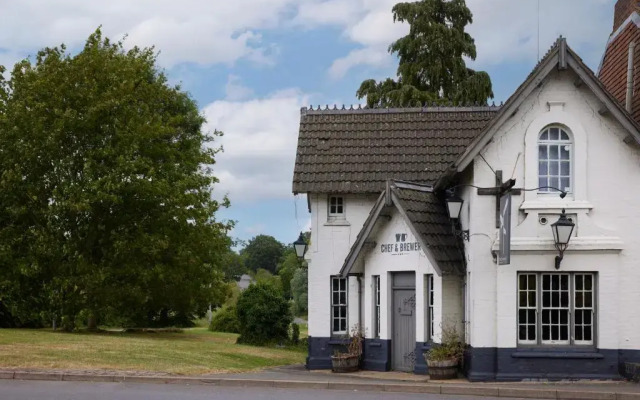 Cross Roads By Greene King Inns