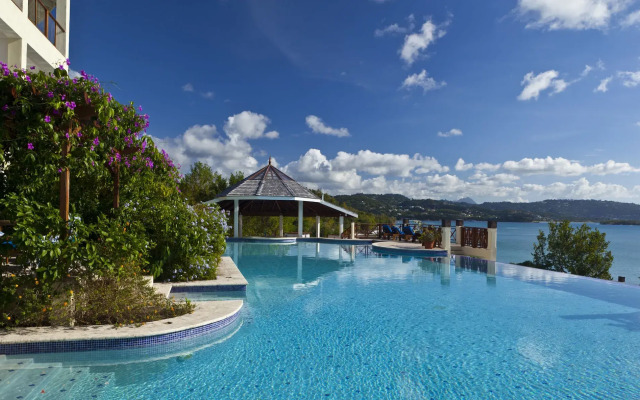 Calabash Cove Resort And Spa - Adults Only