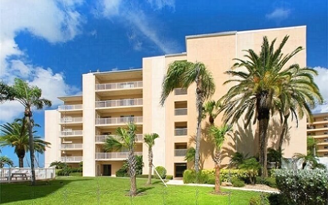 Jamaica Royale - T53 - 2 Br Condo