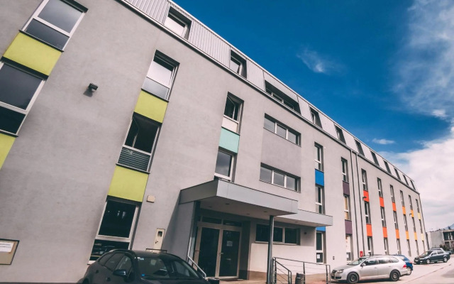 Orange Business Centar Apartments