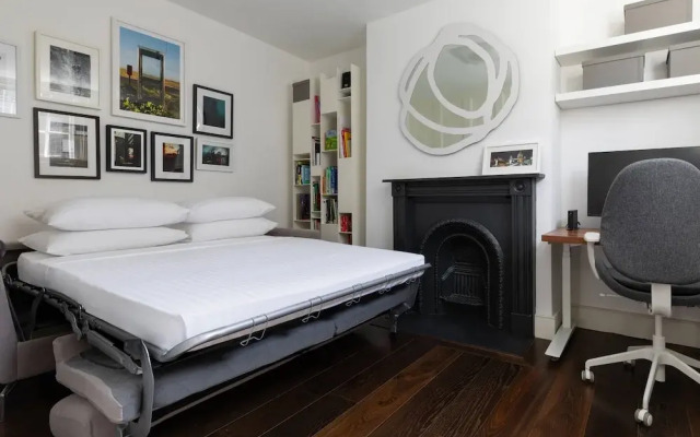 Whittlesey Street II by Onefinestay
