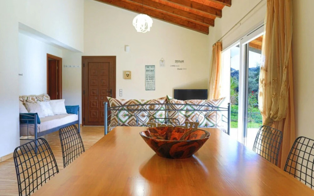 Green Family Villa in Agios Ioannis