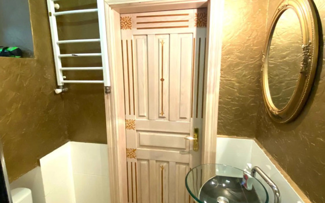 Апартаменти на вул. Валова 21/16