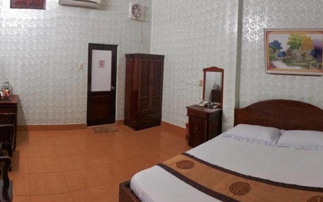 Phuong Nam Hotel