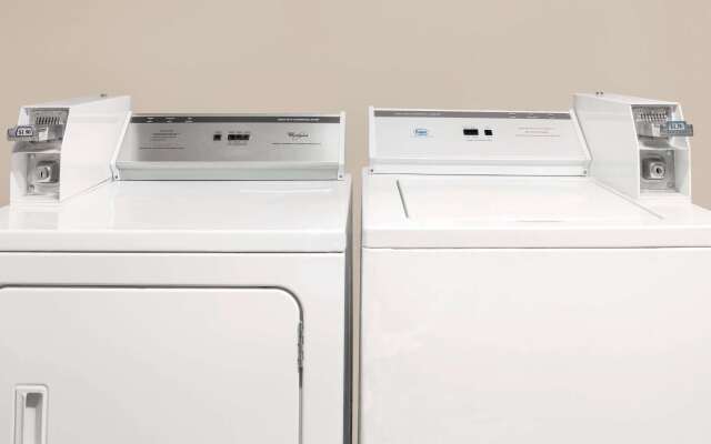 Super 8 by Wyndham Bay St. Louis