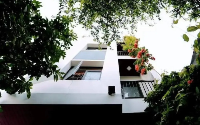 Seashine Apartment