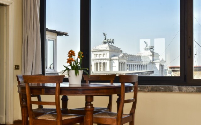 Rome at Your Feet Apartment with Terrace