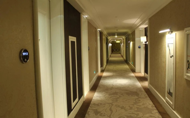 Zhengzhou Baili Zhongzhou International Hotel