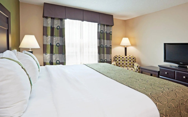 Holiday Inn Toledo-Maumee (I-80/90) by IHG