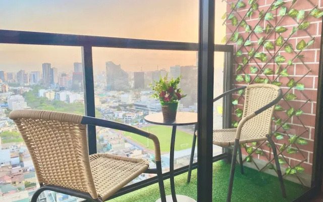 Apartment with San Isidro View (2802)