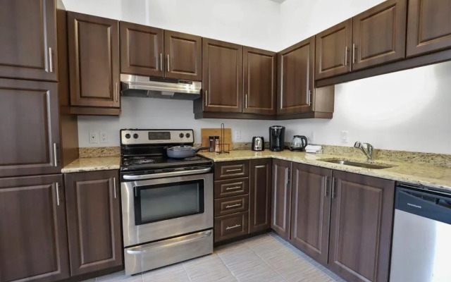 M11 The Star Wars Suite 3BR Downtown