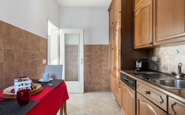Bell Apartment