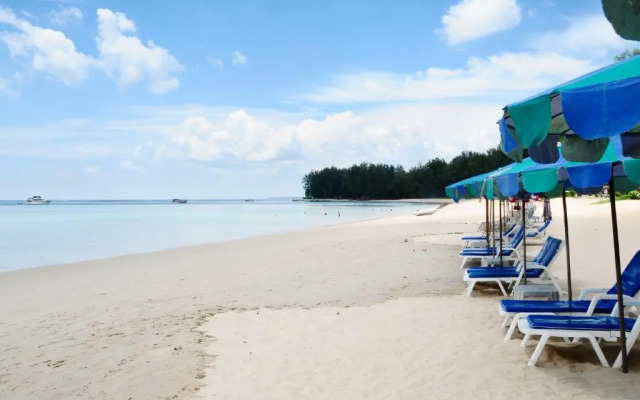 Ruan Mai Naiyang Beach Resort