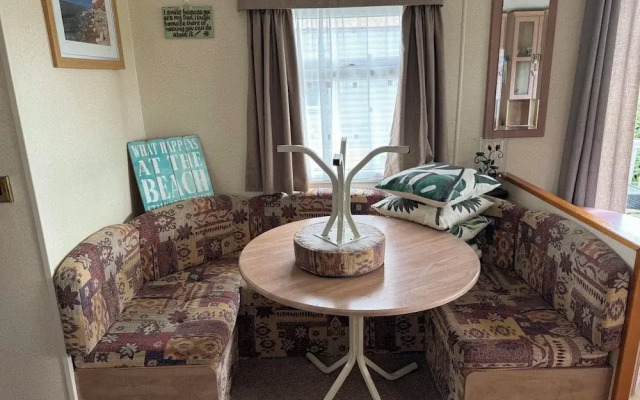 Family Friendly 3 Bedroom Caravan Pets go Free