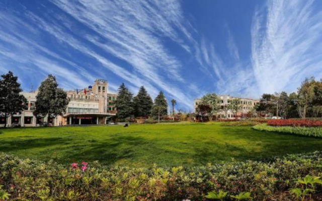 Huangshan Guoyuan Hotel
