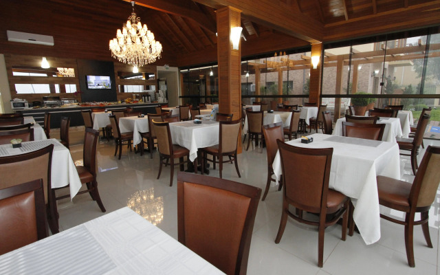 Sky Ville Gramado Hotel