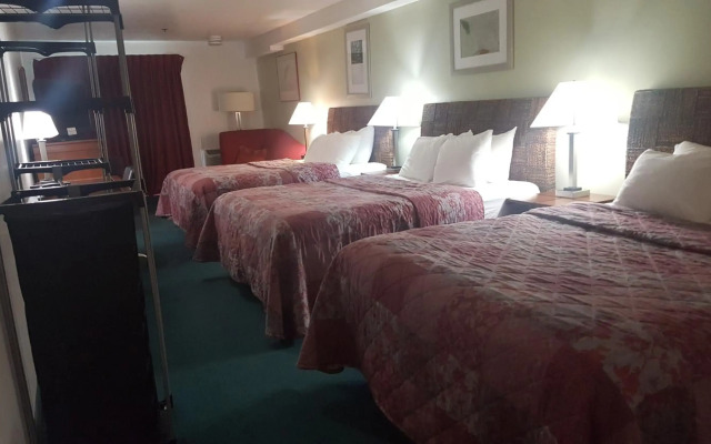 Oyster Bay Inn & Suites