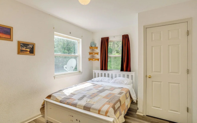 Pet-friendly Lake of the Ozarks Gem!