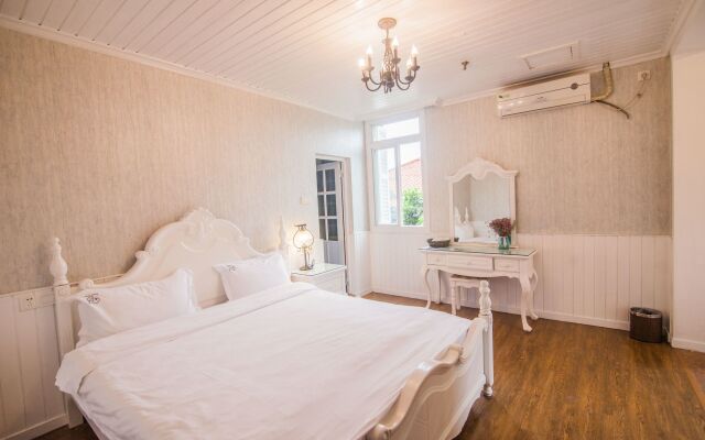 Blossom Resort