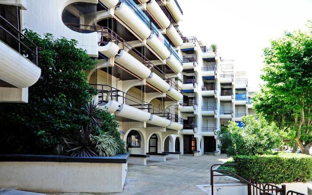 Sunset Balcony in Estoril - Checkinhome