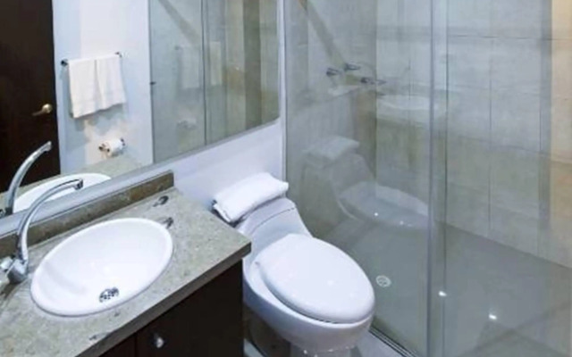 122 Plaza Apartahotel