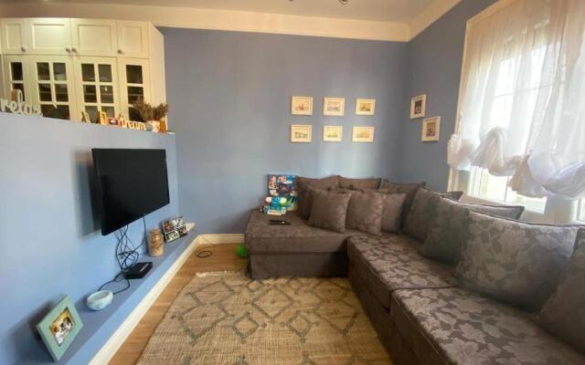 Arsol Apartment