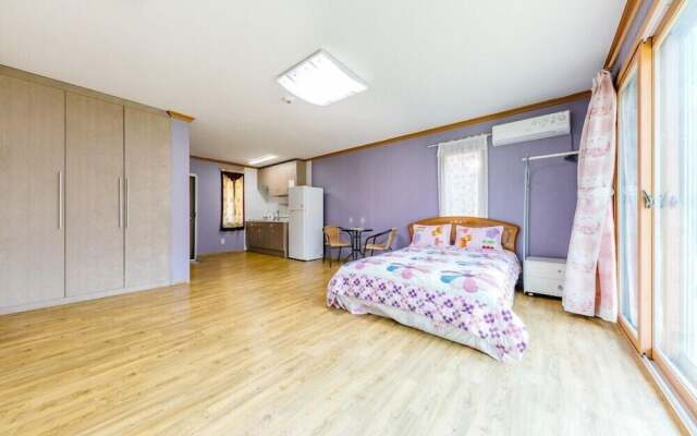 Youngwol Cloud Garden Pension