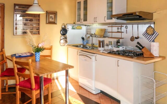 Apartment Glicine Vendone