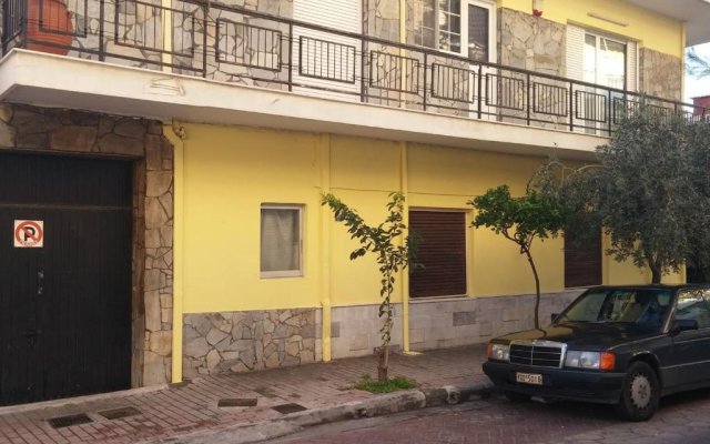 House furnished with garage, yard near Park at Amfiali Piraeus Port