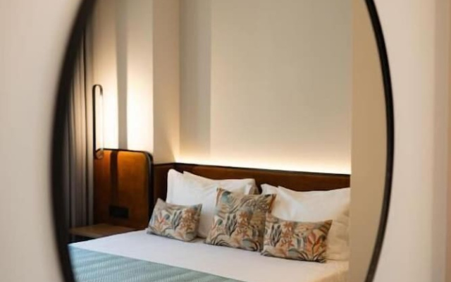 Navria Hotel