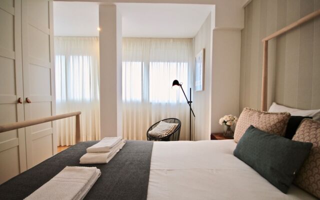 Akicity Amoreiras Amber