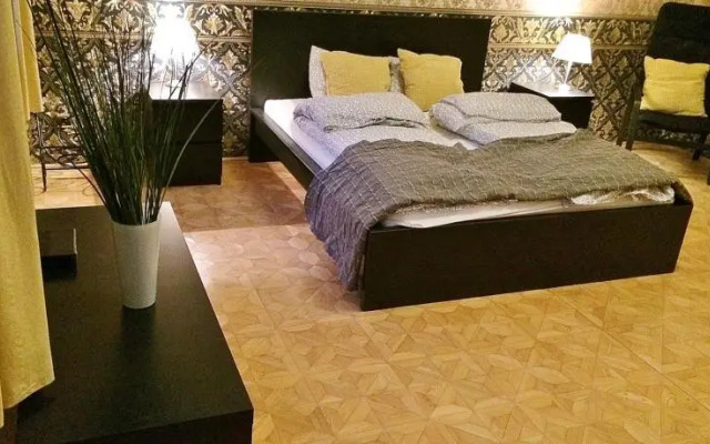 Romantic Budapest Apt