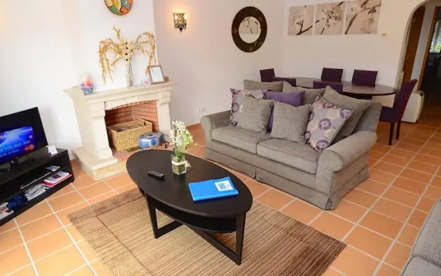 Afonso IV Townhouse Praia del Rey