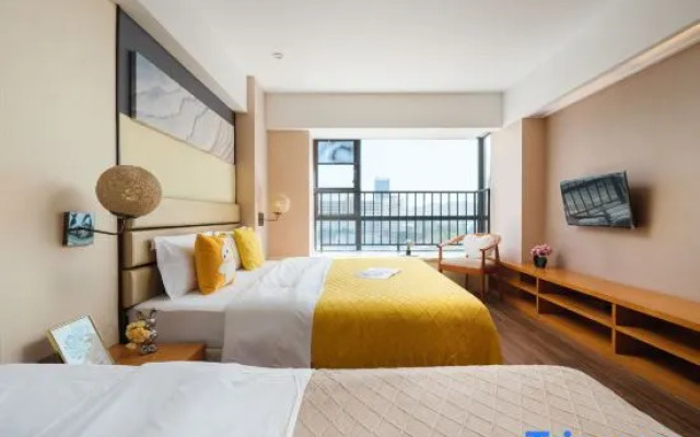 Shiyue Seaview Holiday Apartment