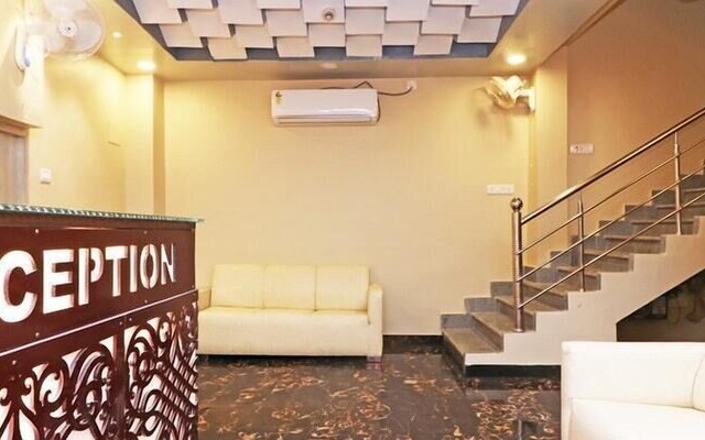 Treebo Trend Royal Crowne